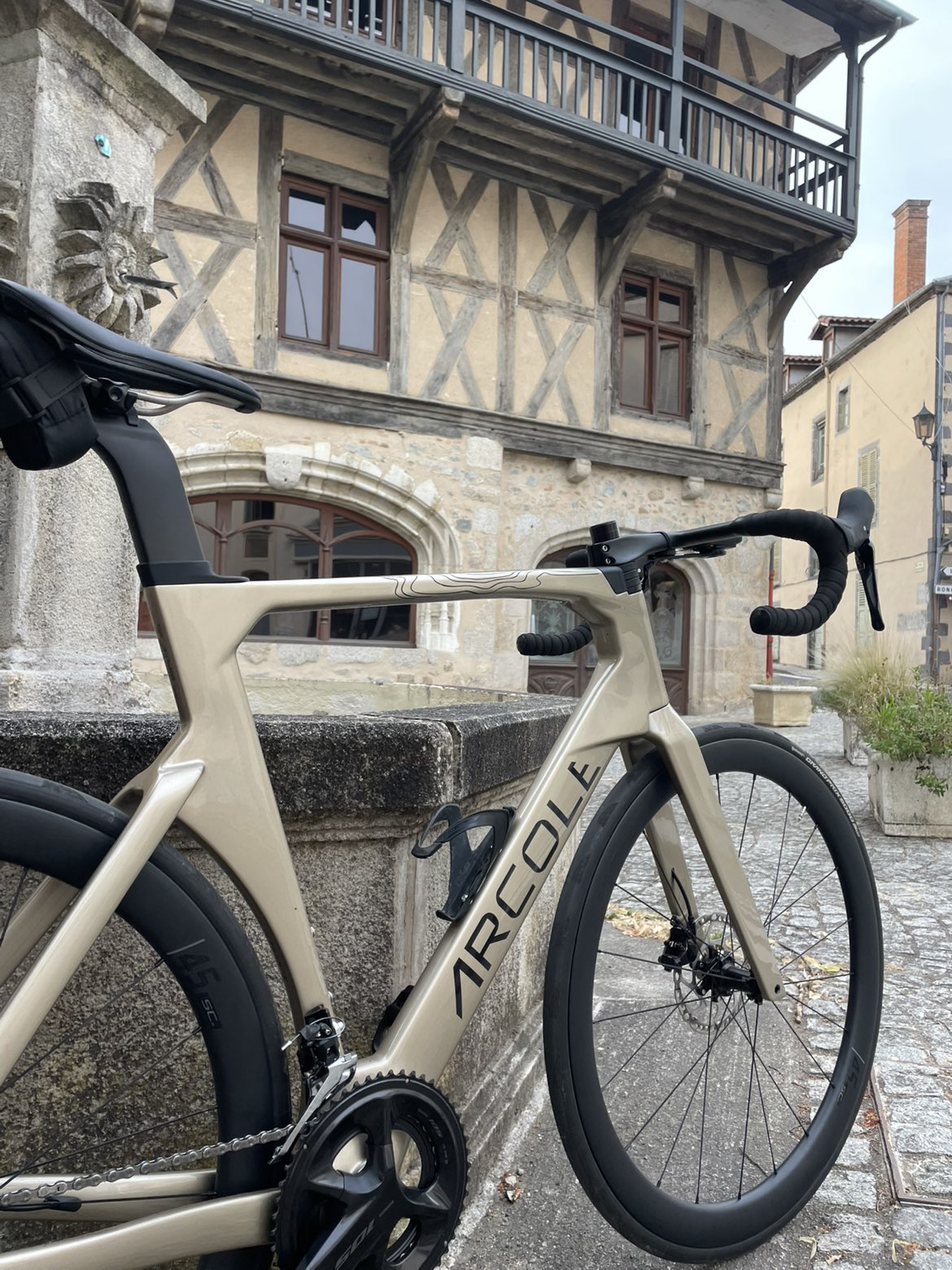 Détail carbone Mach.1